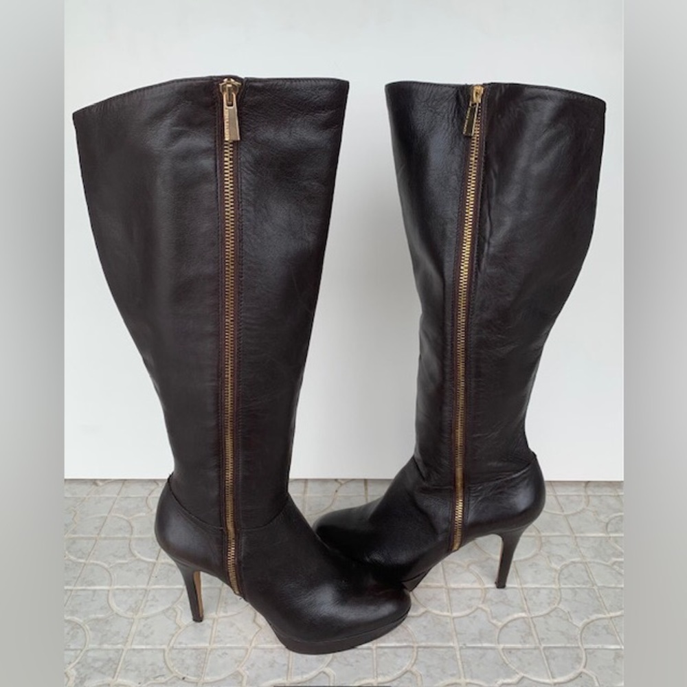 Pre-Owned Vince Camuto Emilian Tall Dark Leather Boots Size 8
